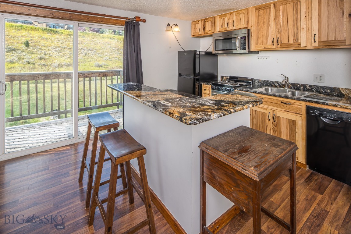 Spruce Condos - Residential