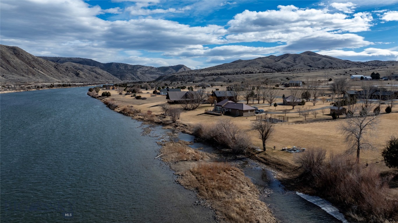 Missouri River Rendezvous - Residential
