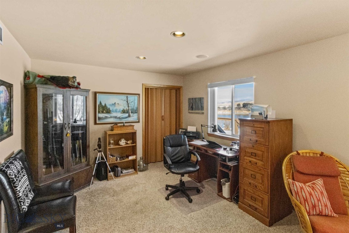 Missouri River Rendezvous - Residential