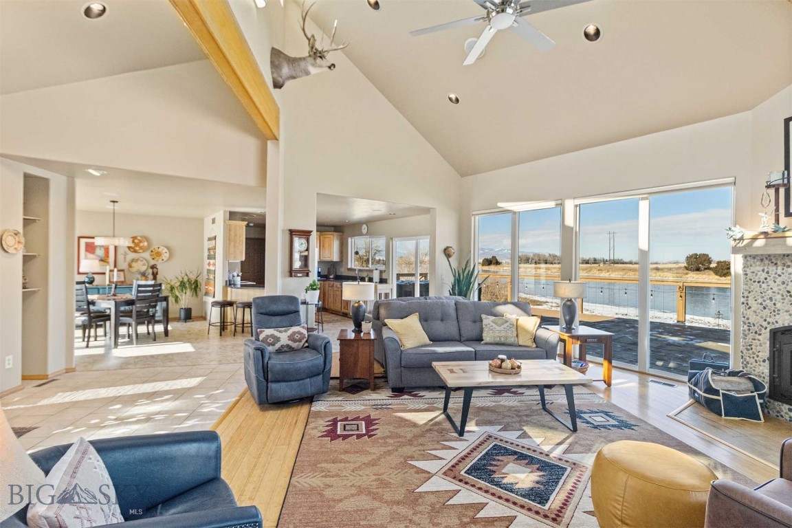 Missouri River Rendezvous - Residential