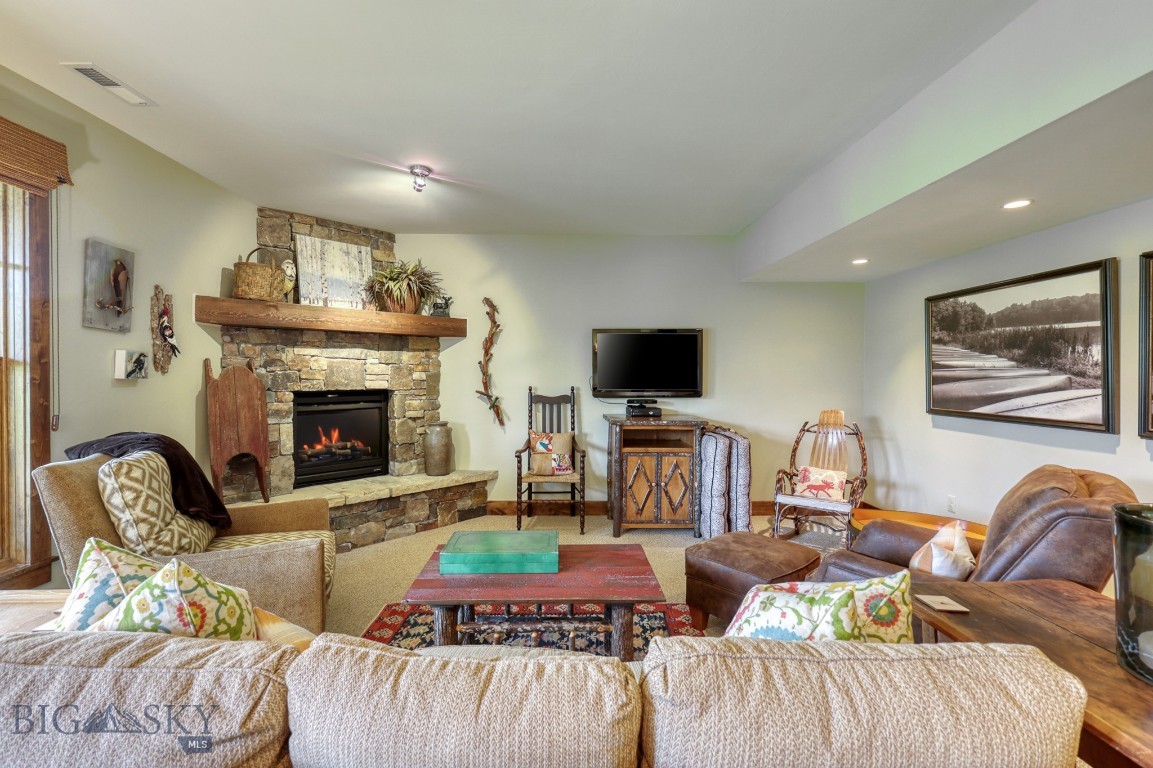 Powder Ridge Condo - Residential