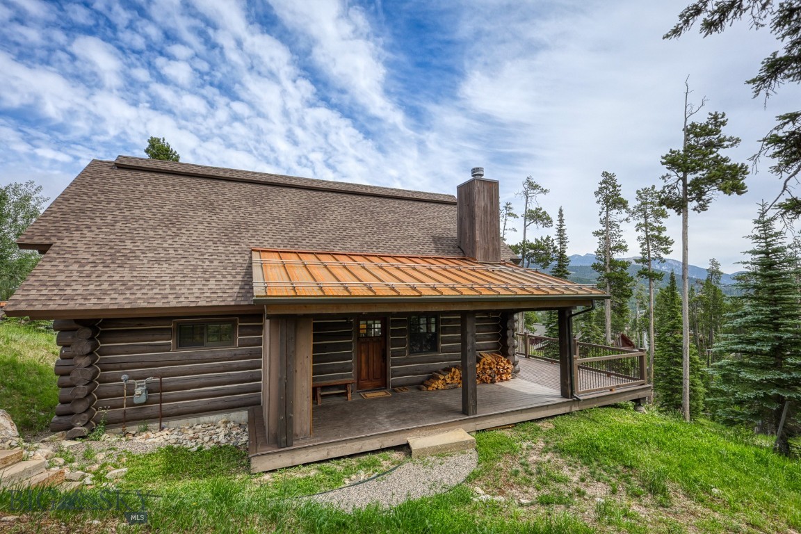 17 Manitou Loop