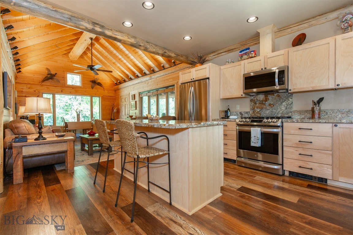 9 Booth Gulch Lane