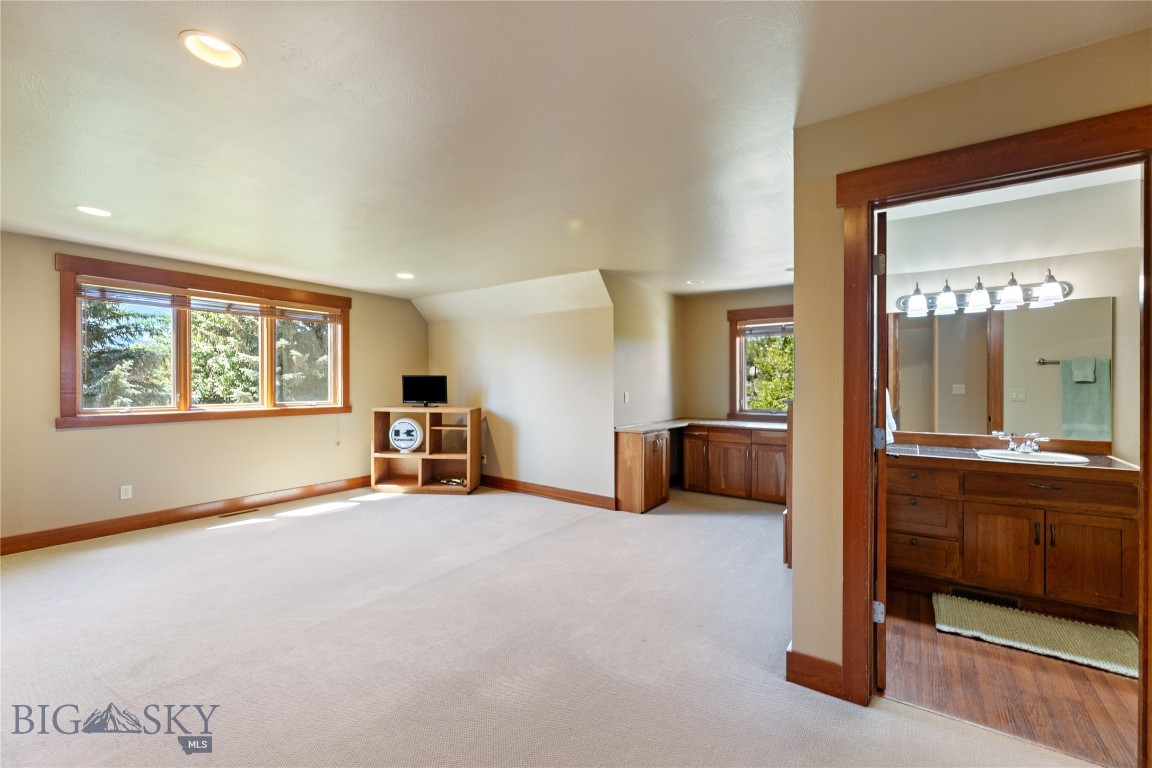 Lazy T H Estates - Residential