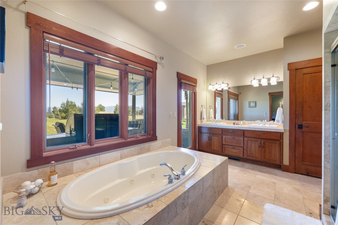 Lazy T H Estates - Residential