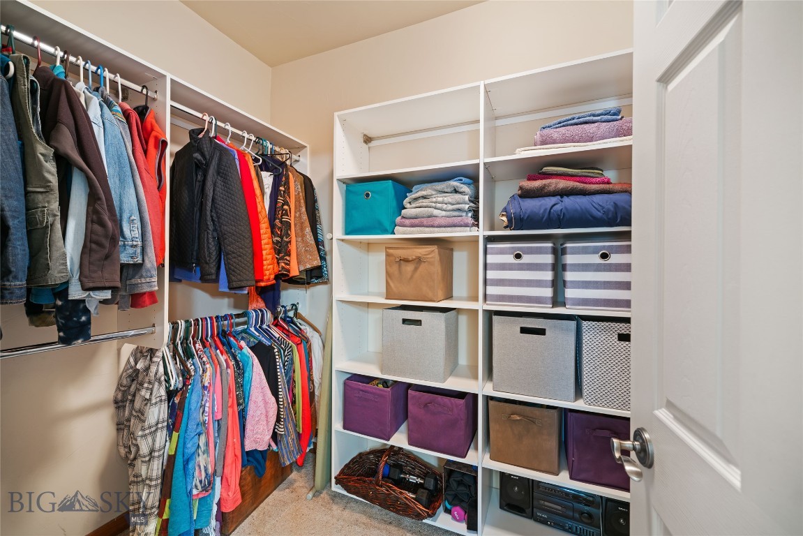 Lessley Estates Condo - Residential