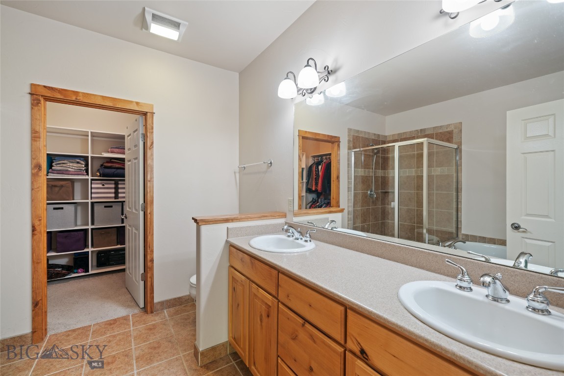 Lessley Estates Condo - Residential