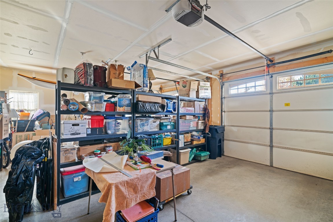 Lessley Estates Condo - Residential