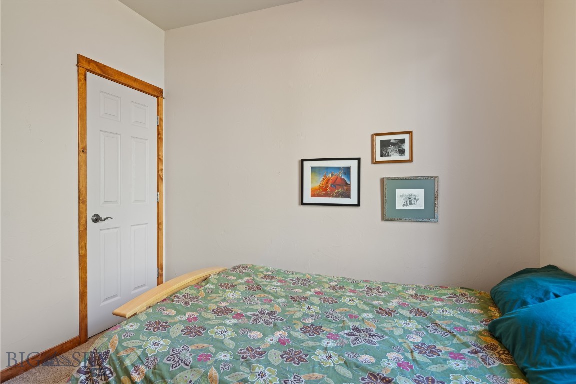 Lessley Estates Condo - Residential