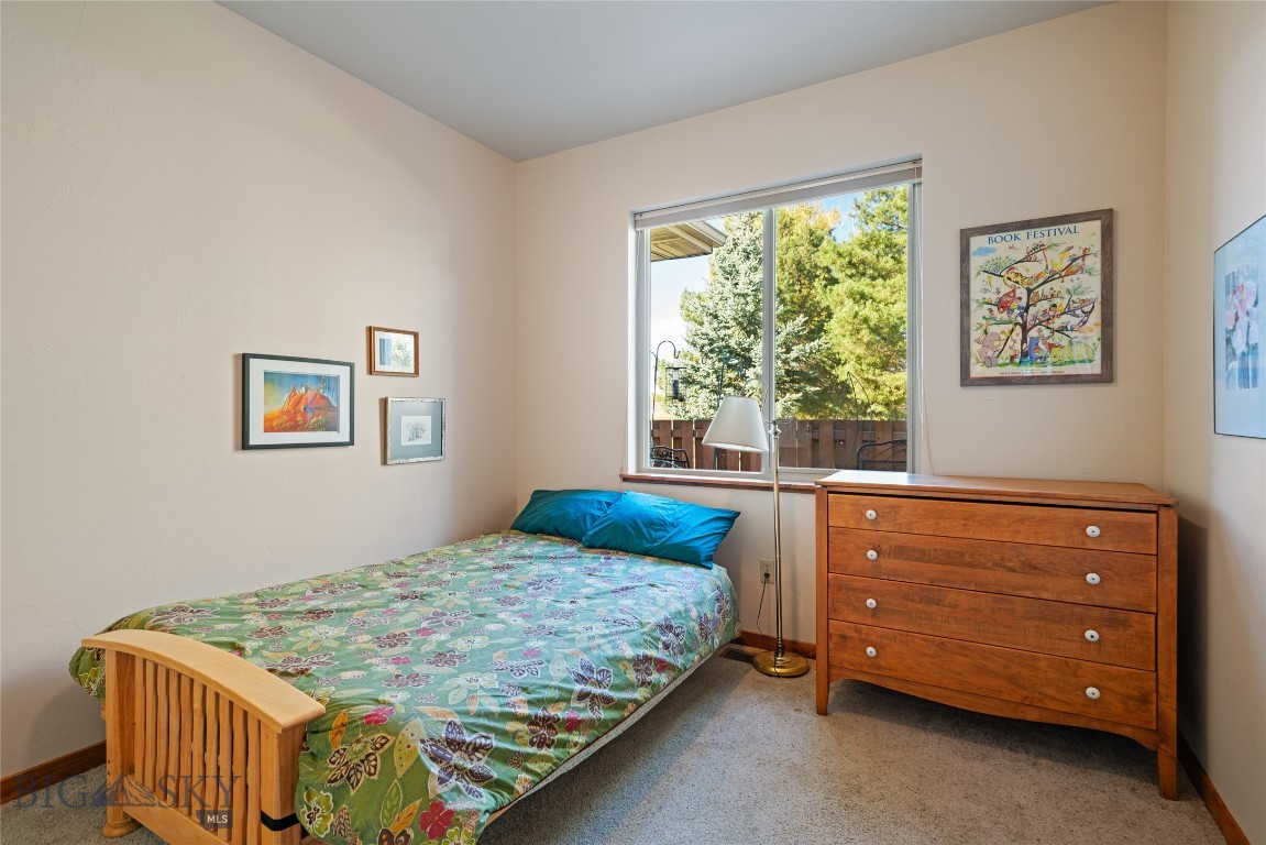 Lessley Estates Condo - Residential