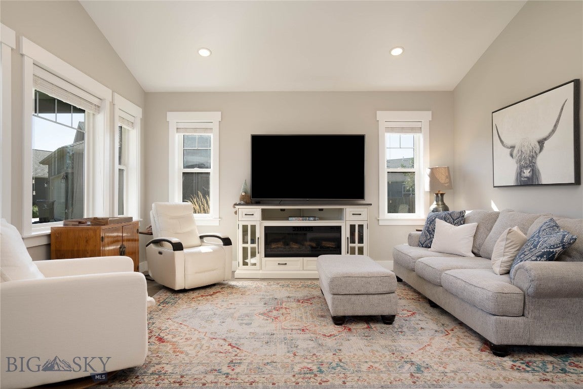 2005 Avocet Court