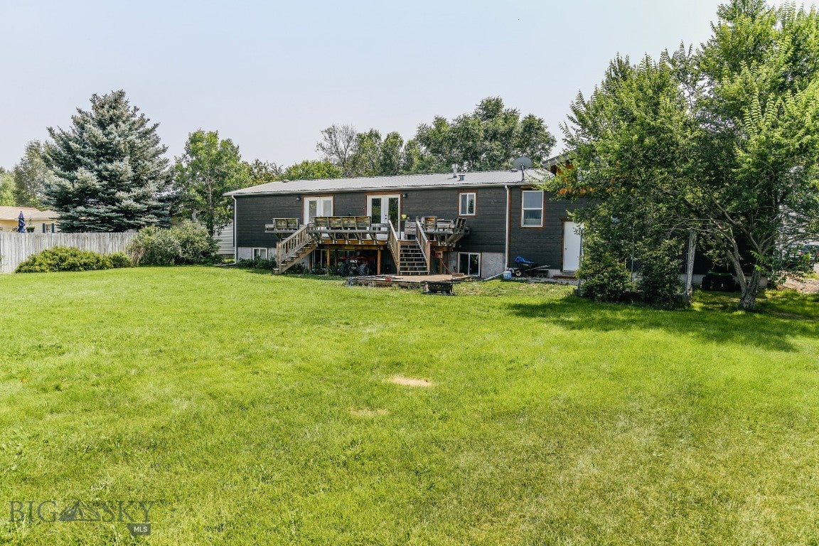 104 Meadowlark Lane