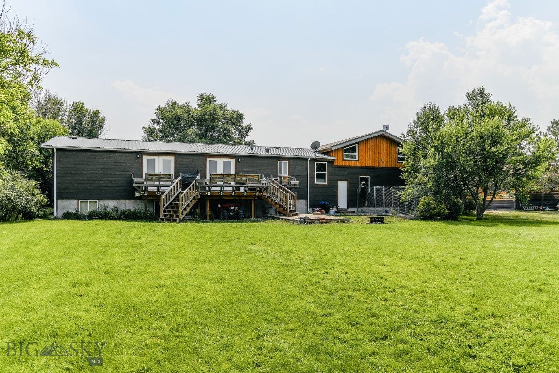 104 Meadowlark Lane