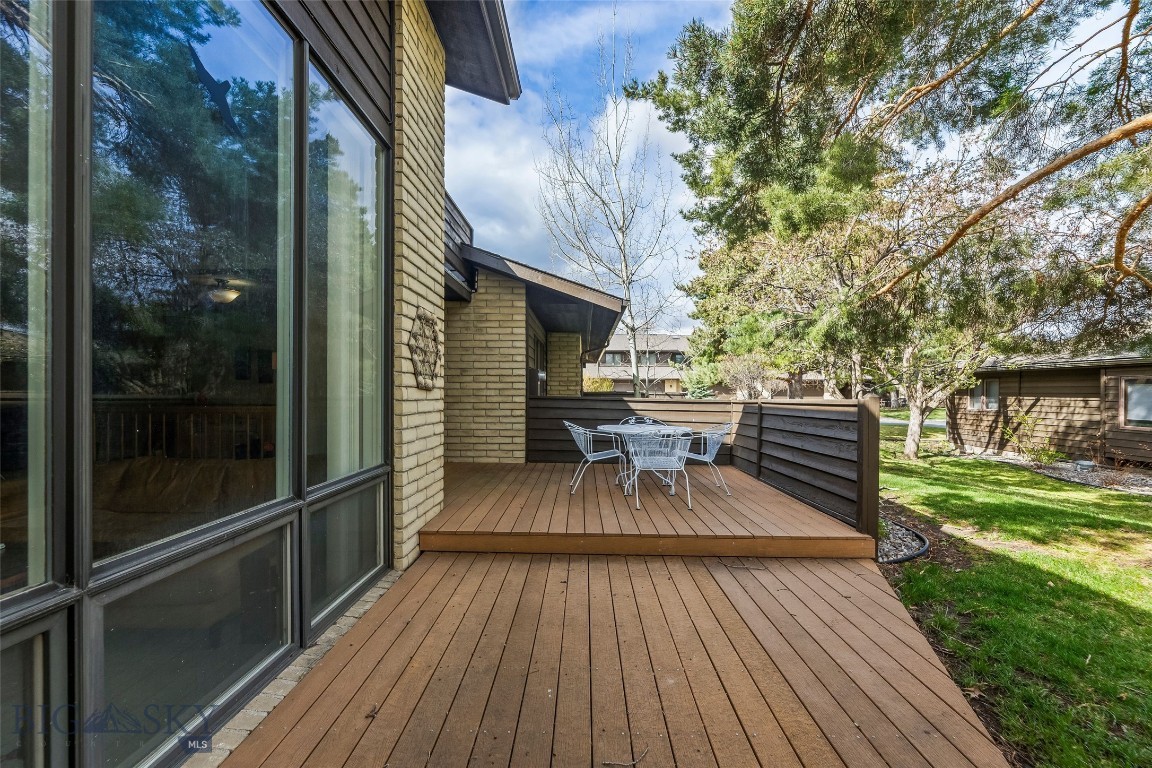 Woodbrook Townhome - Residential