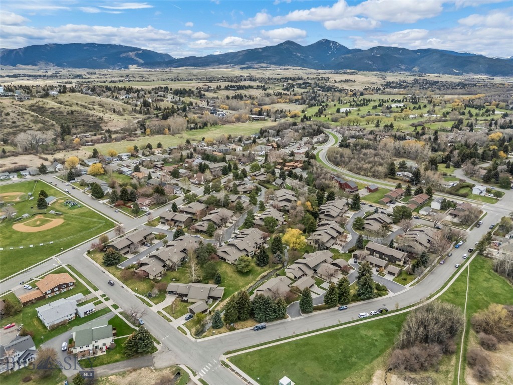 Woodbrook Townhome - Residential