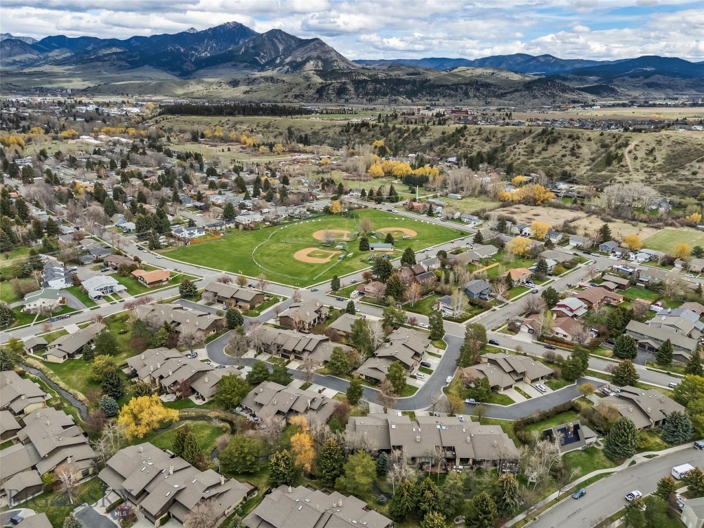 Woodbrook Townhome - Residential