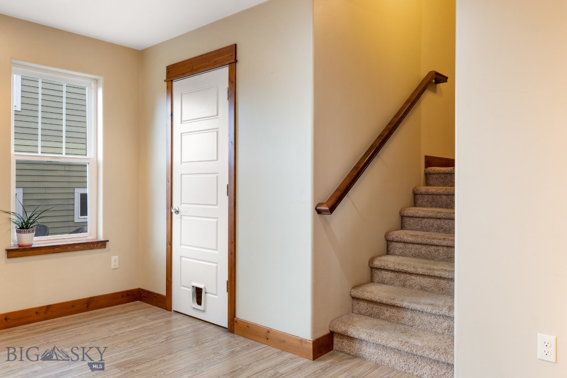 Cottage Park Lane Condos - Residential