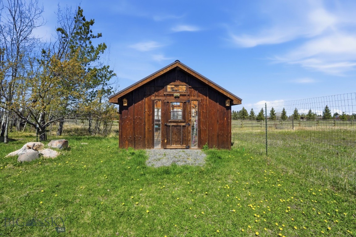 Hyalite Foothills - Residential
