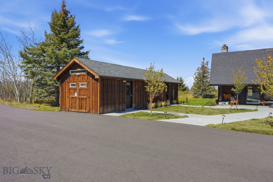 Hyalite Foothills - Residential