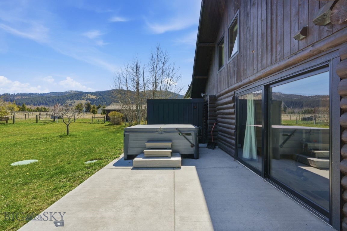 Hyalite Foothills - Residential