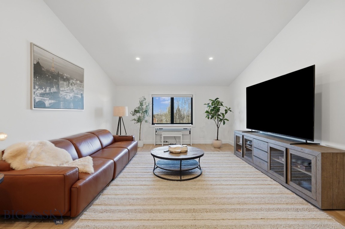 Hyalite Foothills - Residential