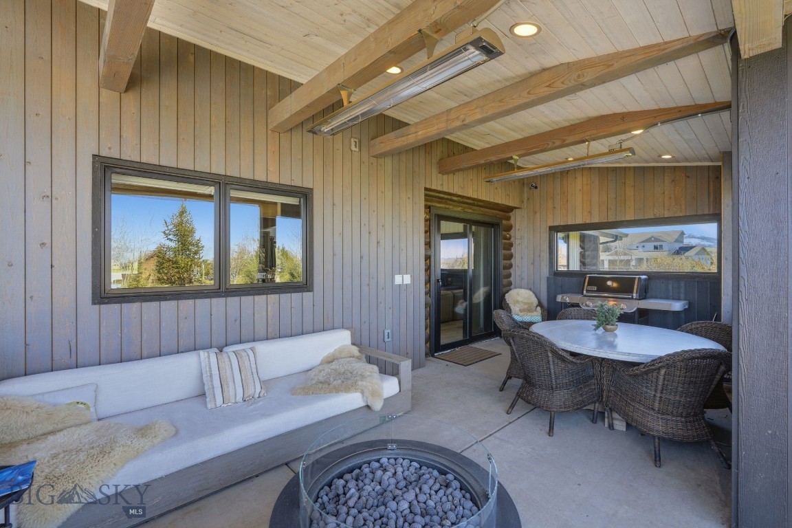 Hyalite Foothills - Residential