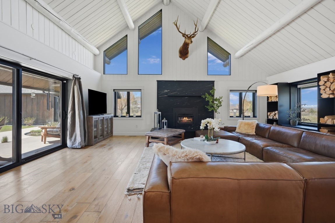 Hyalite Foothills - Residential