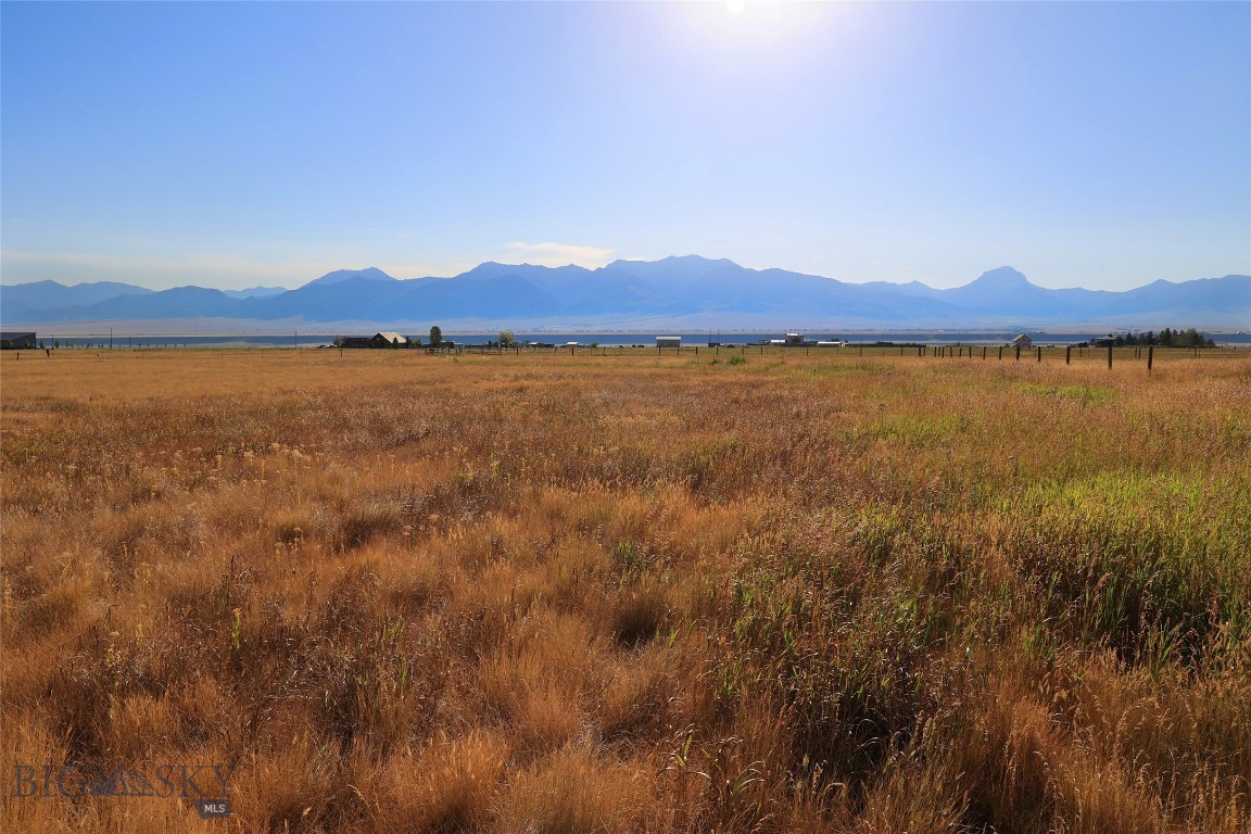 Shining Mountain Unit II - Land