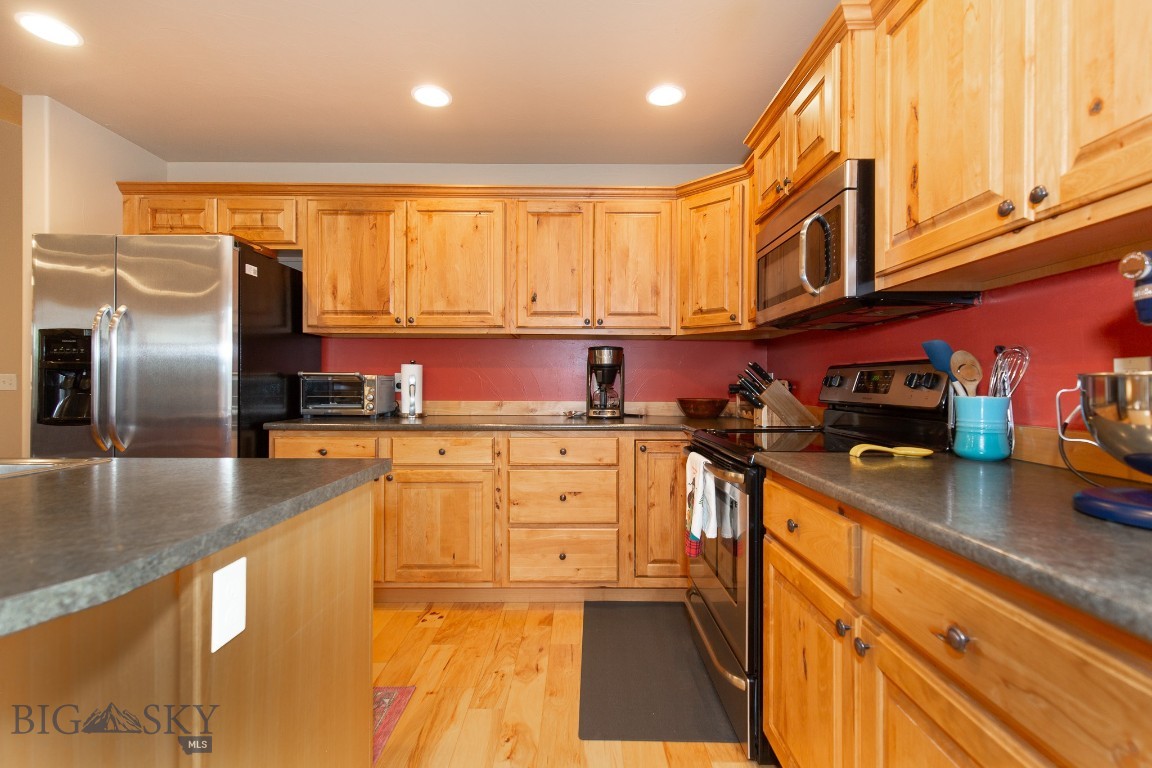 Flanders Creek - Residential
