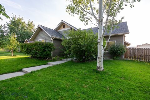 Photo of 959 Flanders Creek Avenue, Bozeman, MT 59718 (MLS # 405298)