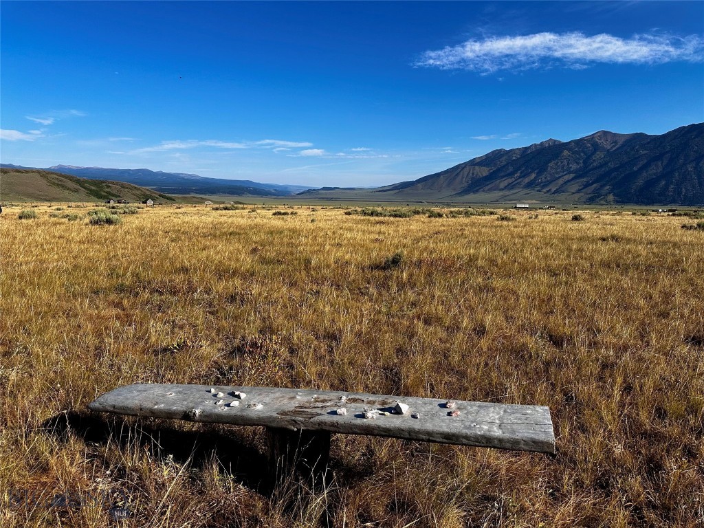 Sportsmans Paradise - Land