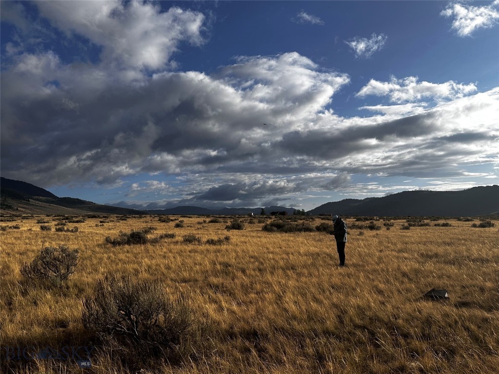 Sportsmans Paradise - Land