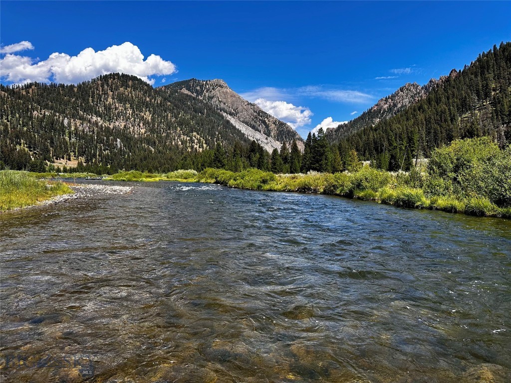 Sportsmans Paradise - Land