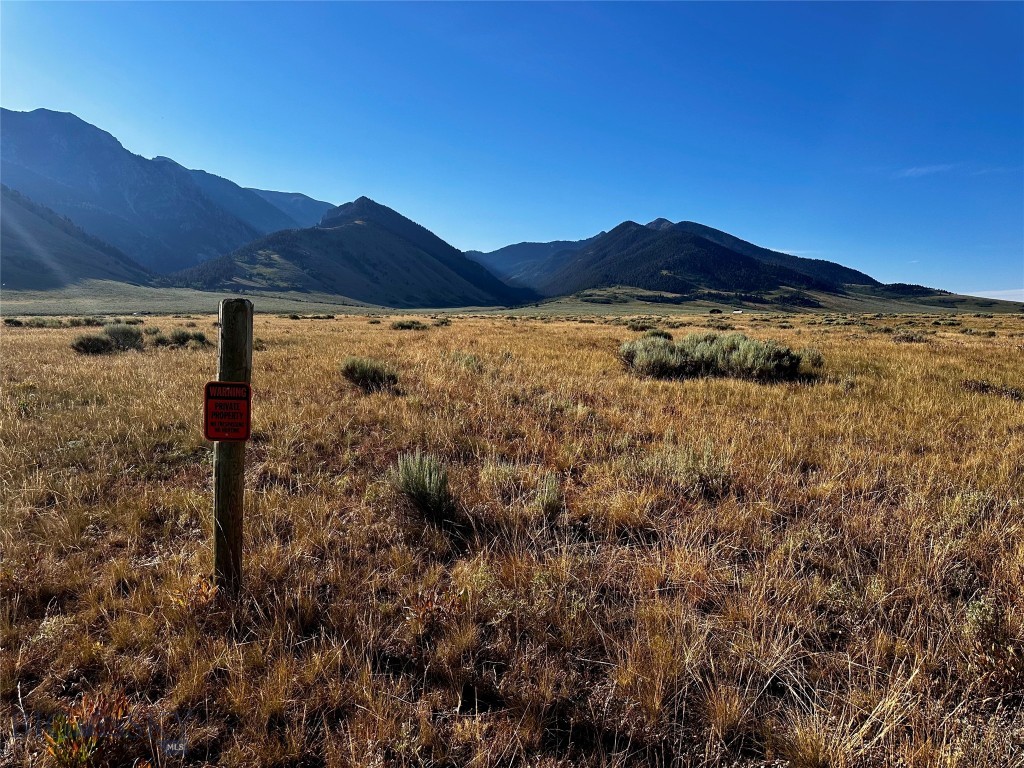 Sportsmans Paradise - Land