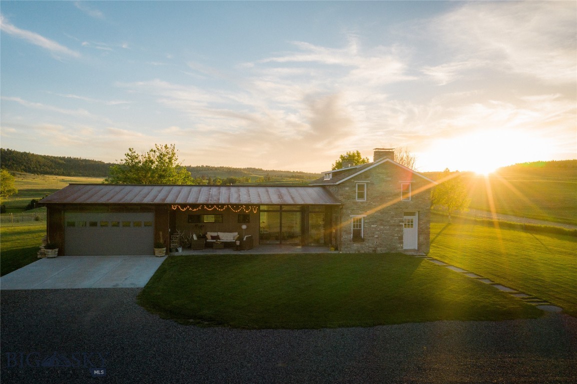 802 Deadmans Canyon Road