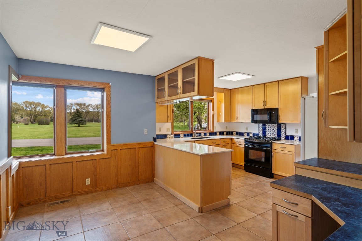 Westridge M Condo - Residential