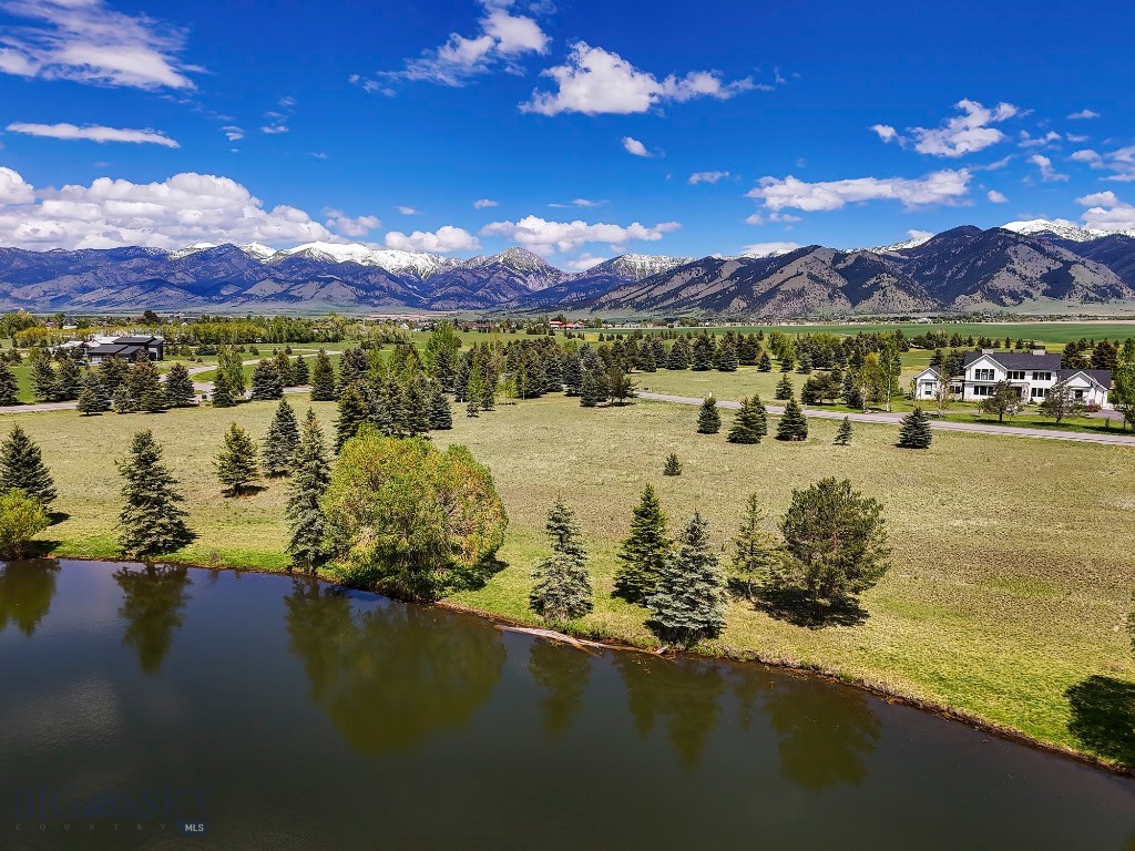 Bridger Lake Meadows - Land