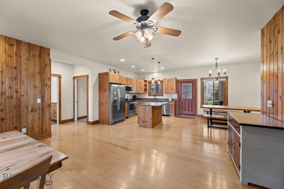 Creekwood - Residential