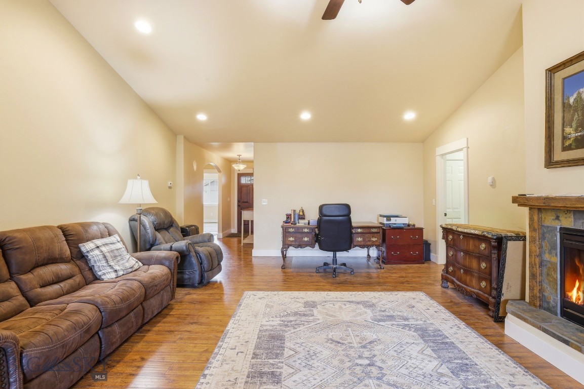 Meadow Creek - Residential