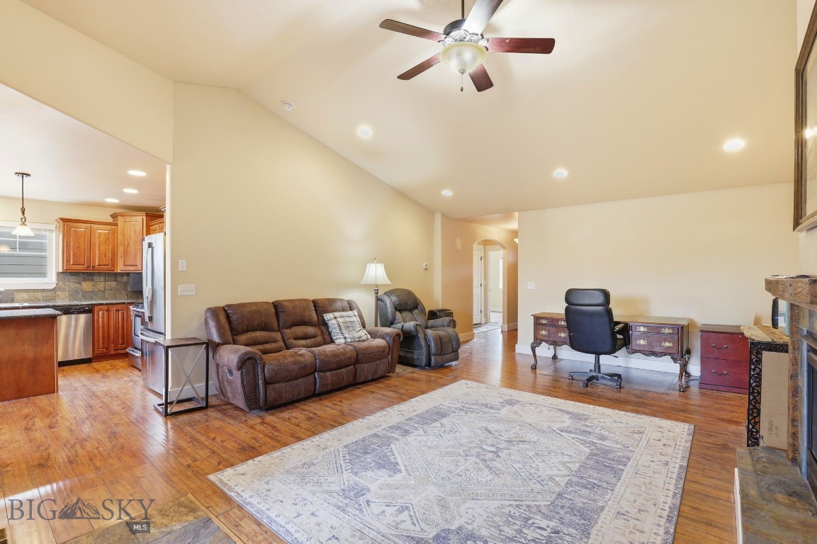 Meadow Creek - Residential