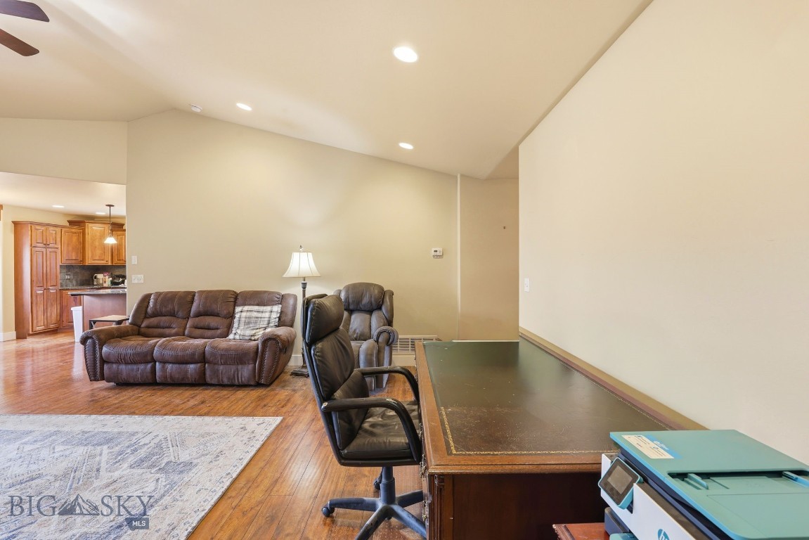 Meadow Creek - Residential