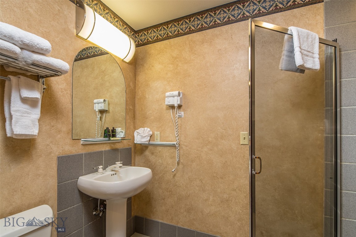 Shoshone Hotel Condos - Residential