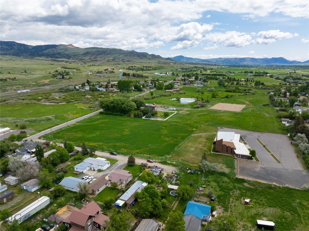 Yellowstone Trail - Residential