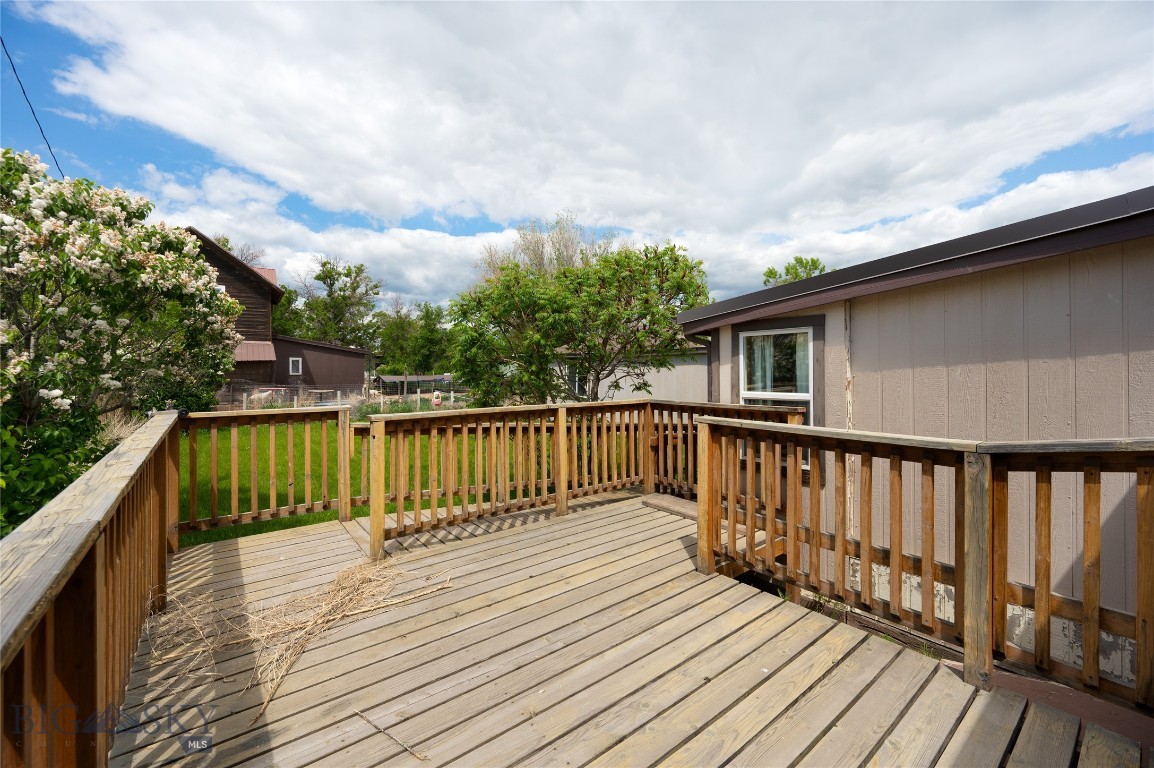 Yellowstone Trail - Residential
