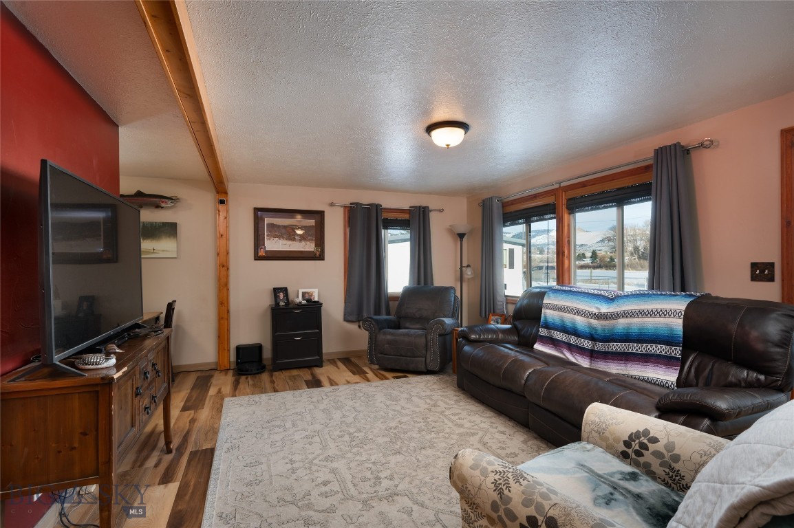 Yellowstone Trail - Residential