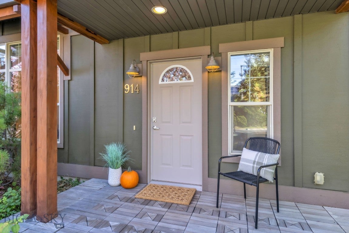 914 N 15th Avenue