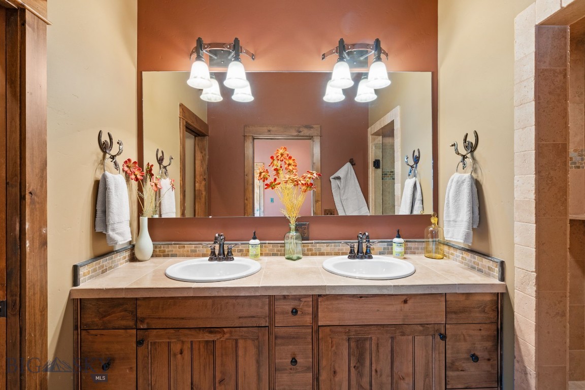 Moose Ridge - Residential