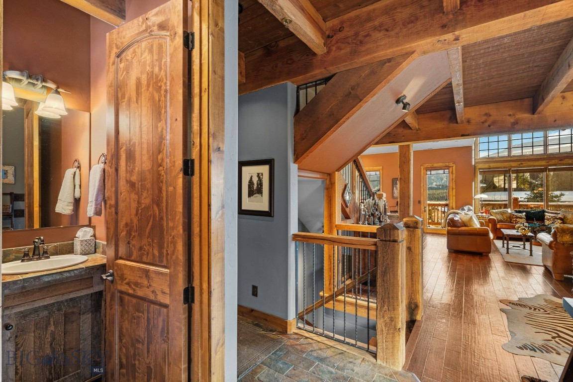 Moose Ridge - Residential