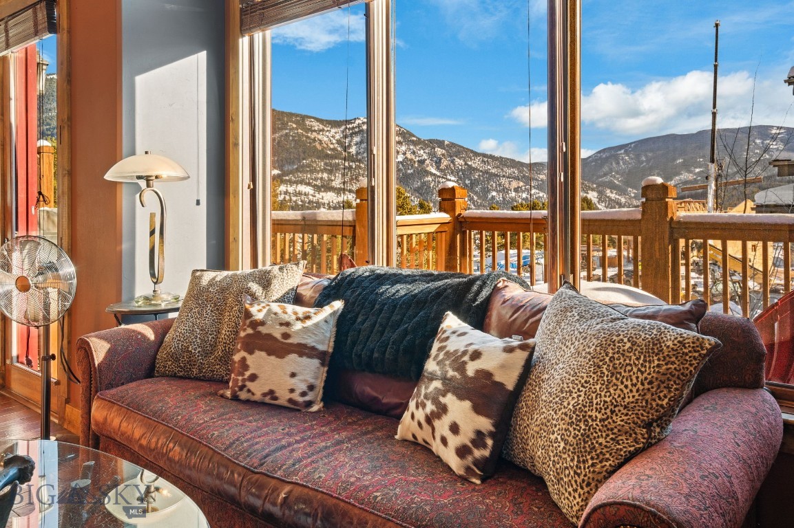 Moose Ridge - Residential