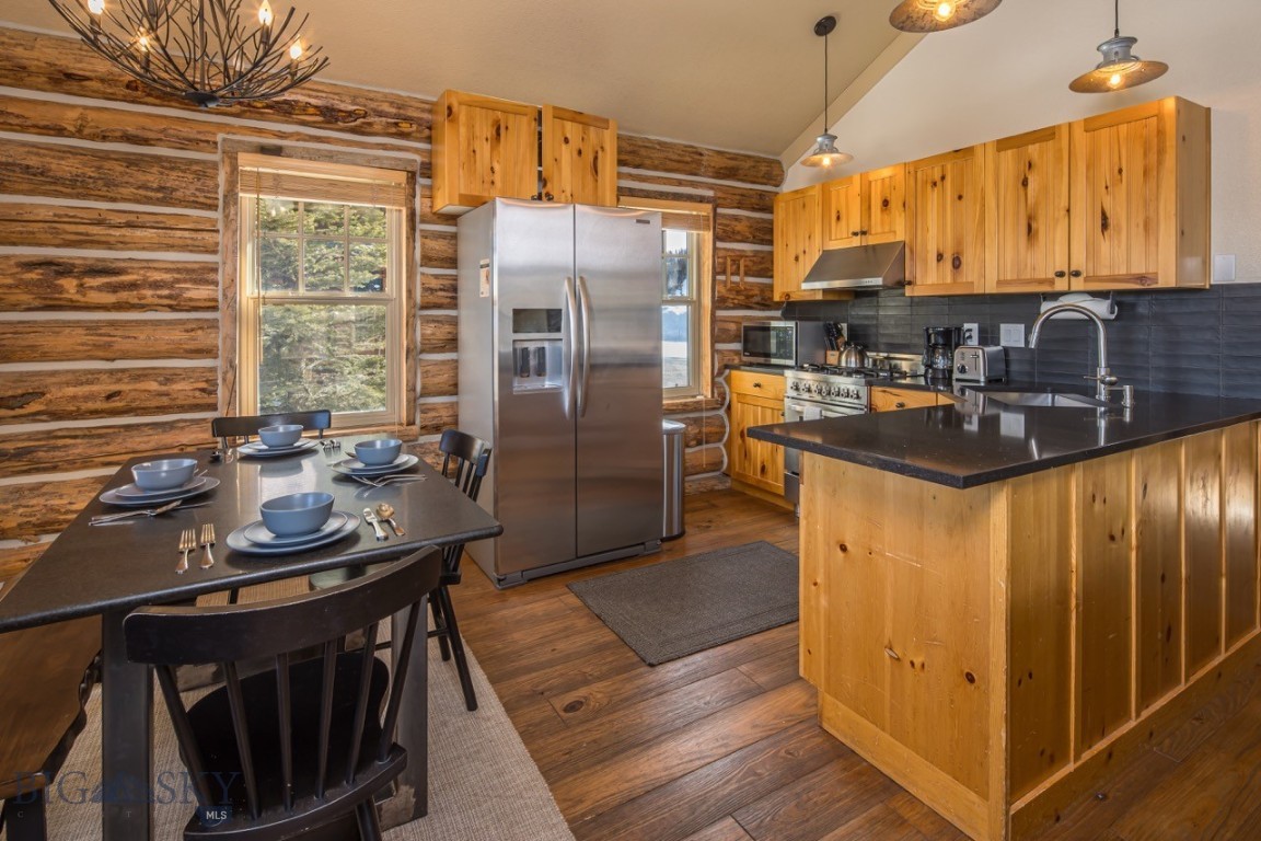 Cowboy Heaven - Residential